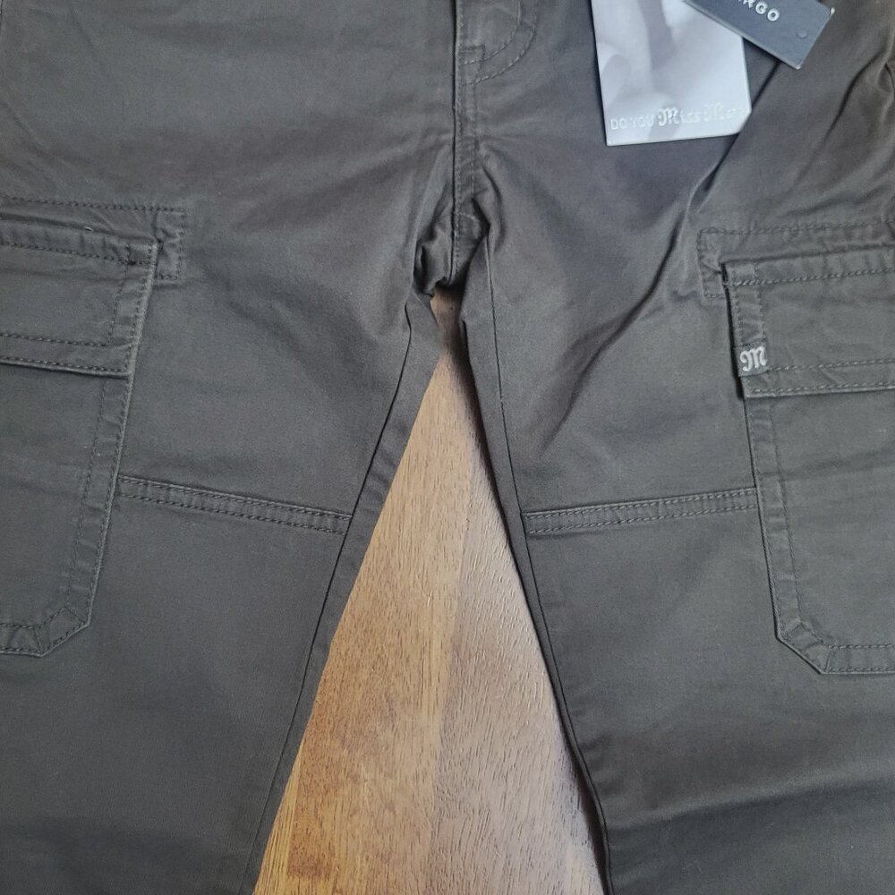 Miss Me ~ Sz 27 ~ Olive Skinny leg w/Zipper ~ Cargo Pants ~ NWT - Picture 3 of 10